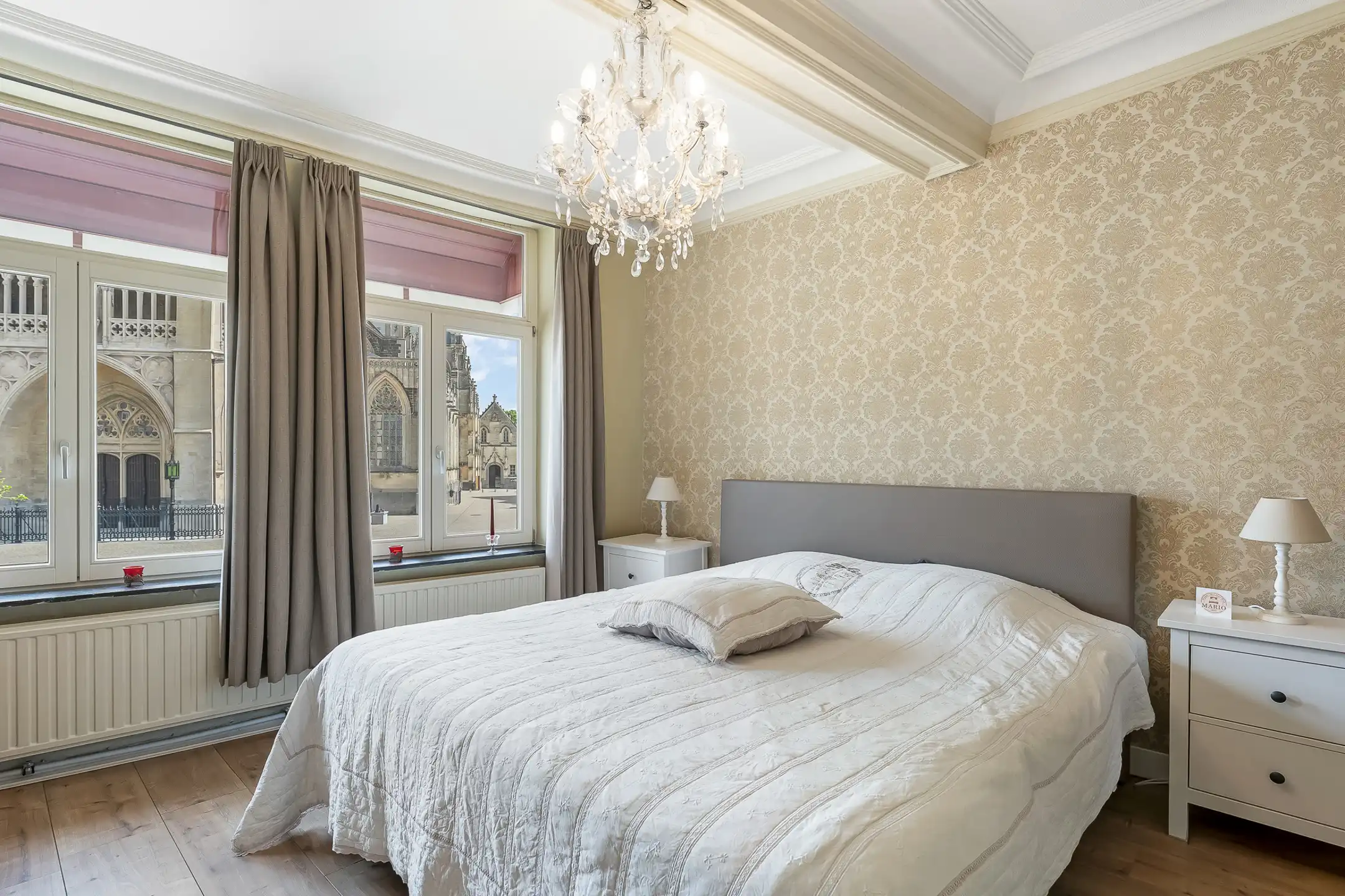 Karaktervol handelspand met gerenommeerd ijssalon en B&B foto 23