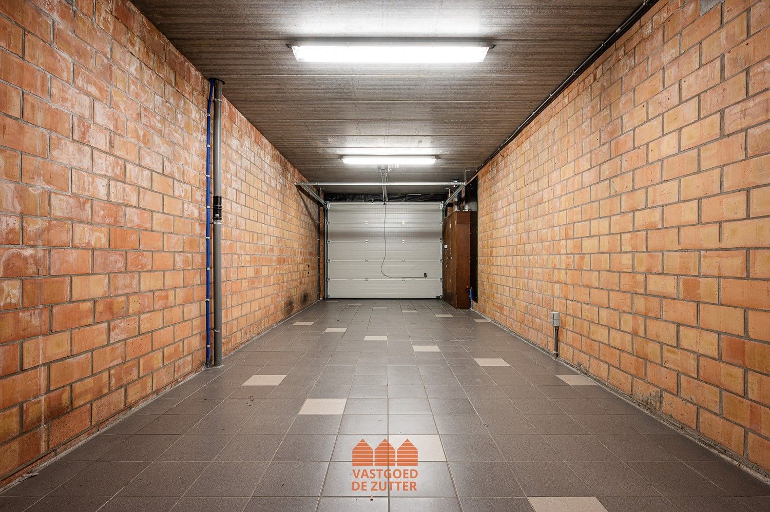 Ruime woning met garage en verhuurde studio foto 19