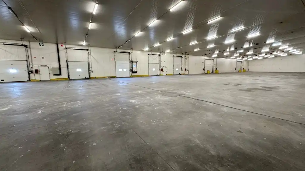 Loods te huur in haven van Antwerpen foto 2