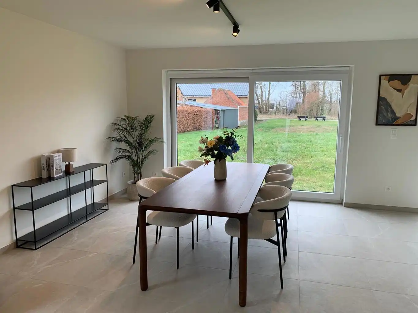 Energiezuinig nieuwbouwwoning met tuin en garage foto 2