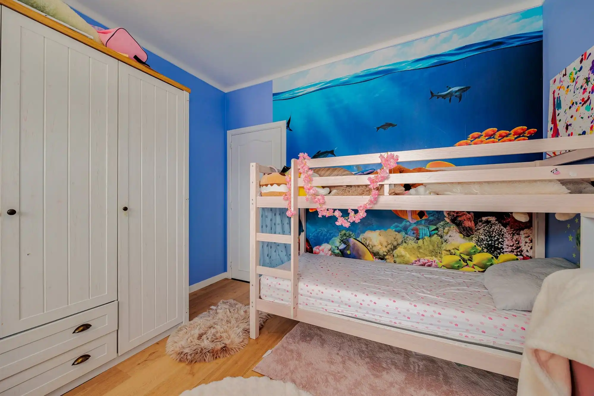 Instapklare villa met 3 slaapkamers, ruime tuin en voldoende parking op gunstige locatie! foto 18