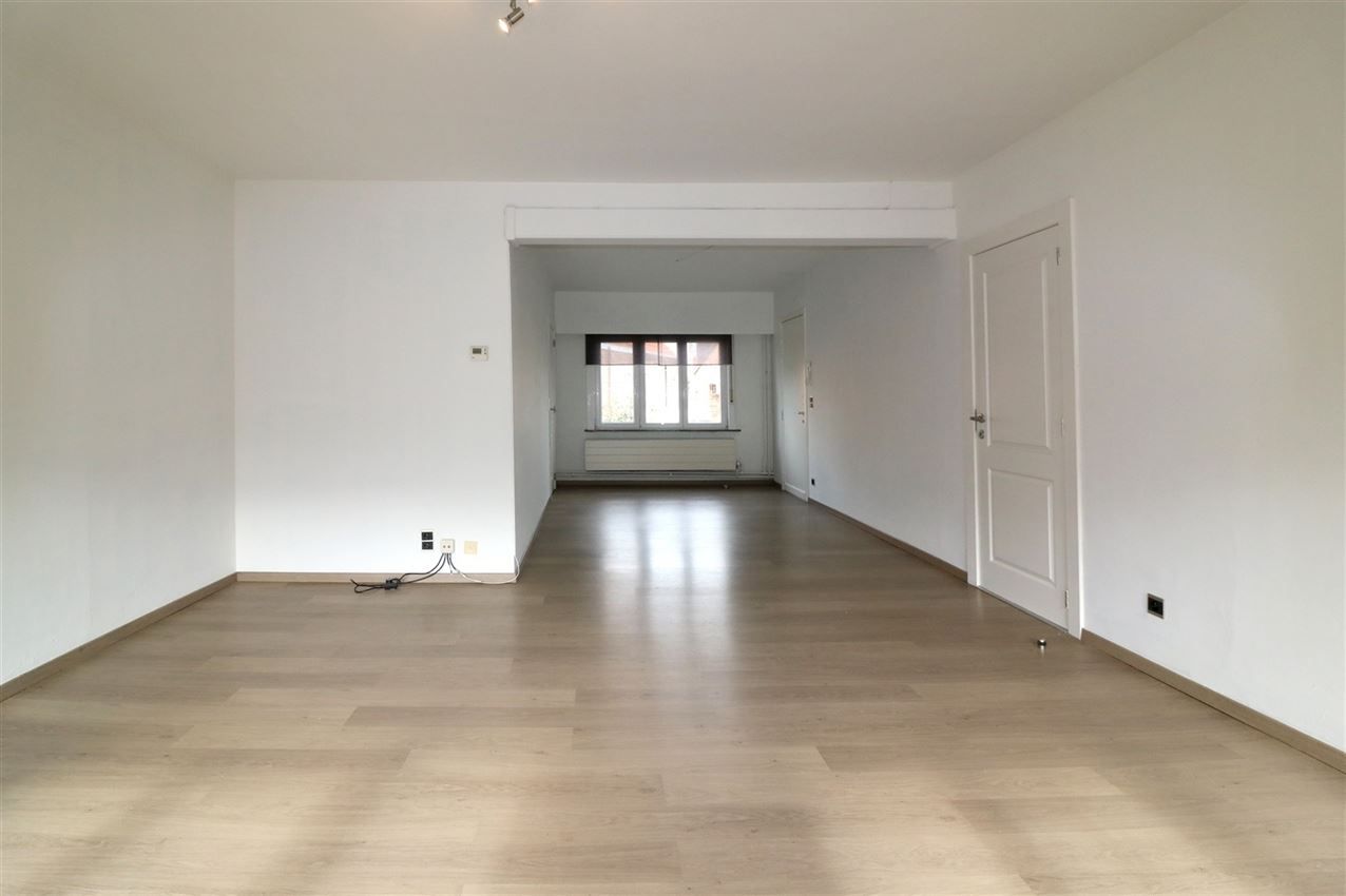 Winkelruimte en (huur)appartement met aparte ingang  foto 43