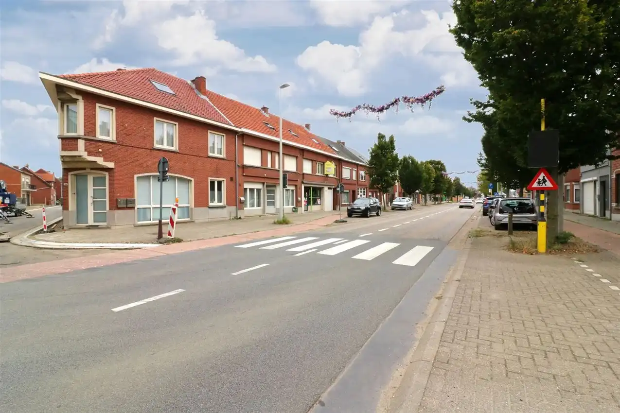 Winkelruimte en (huur)appartement met aparte ingang  foto 43