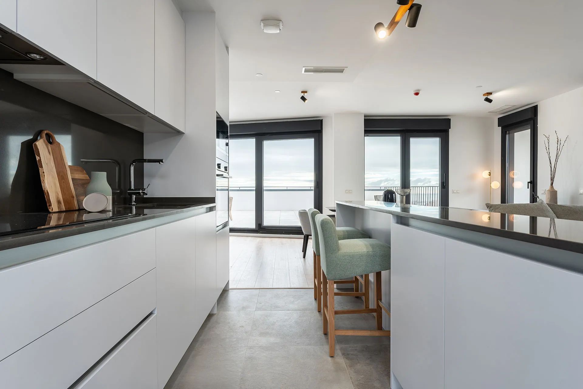 Creëer jouw unieke thuisgevoel in luxe appartementen waar comfort en stijl samenkomen - in het hart van Málaga foto 6