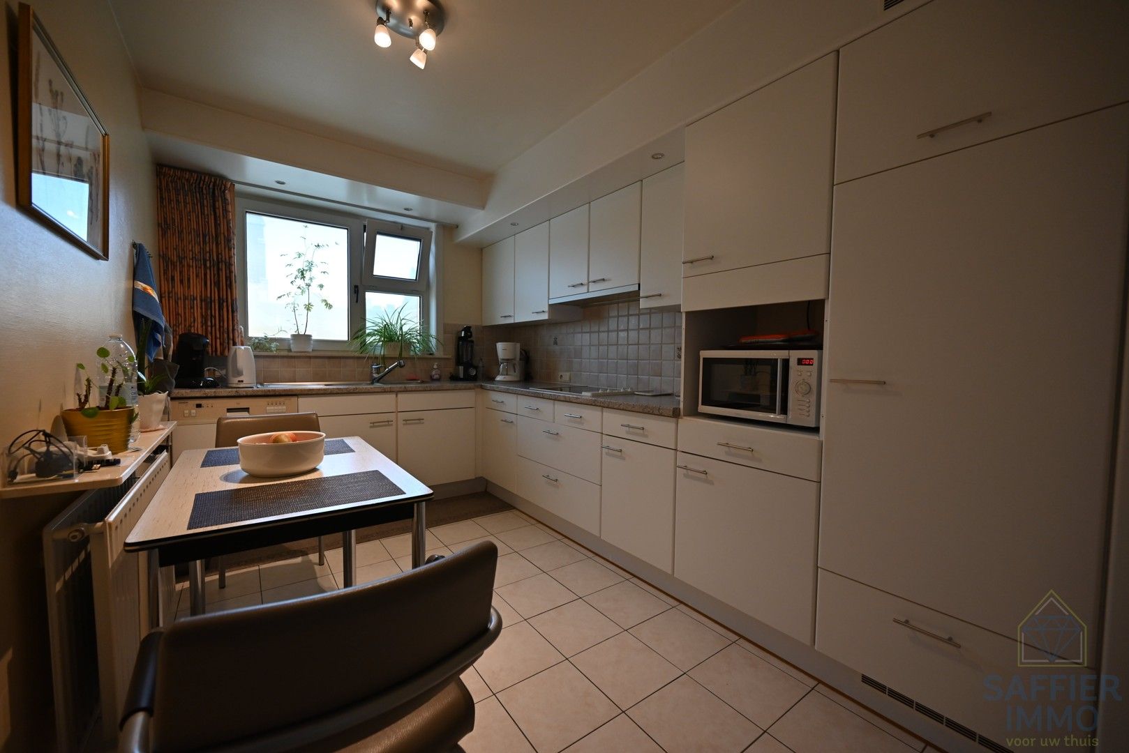 Appartement met 3 slaapkamers, garage en staanplaats te huur in centrum Kuurne foto 6