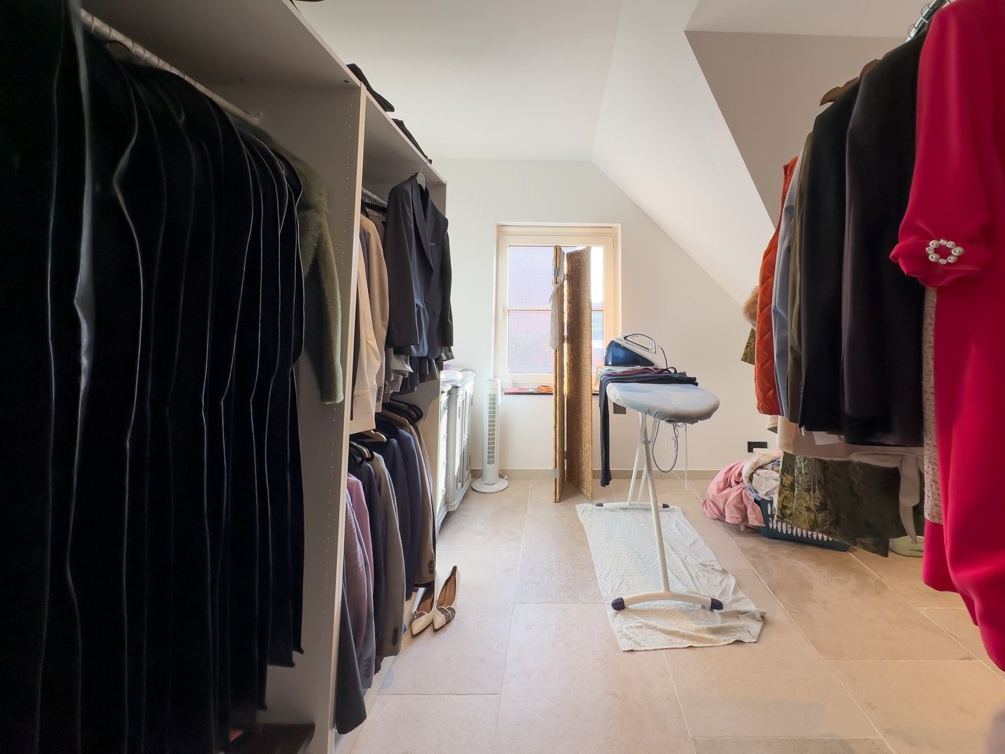 Alleenstaande woning, rustig gelegen in een residentiële omgeving, vlakbij het centrum van Knokke. foto 27