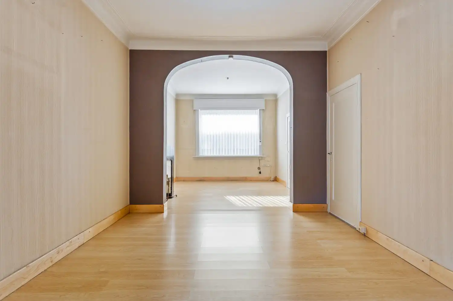 Te renoveren woning met 3 slaapkamers op toplocatie nabij centrum en station van Lier! foto 4