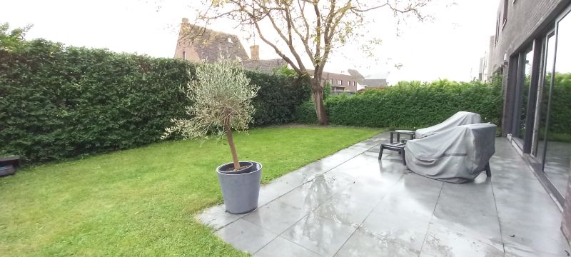 INSTAPKLARE HALFOPEN BEBOUWING MET VIER SLAAPKAMERS TE HUUR IN WONDELGEM foto 15