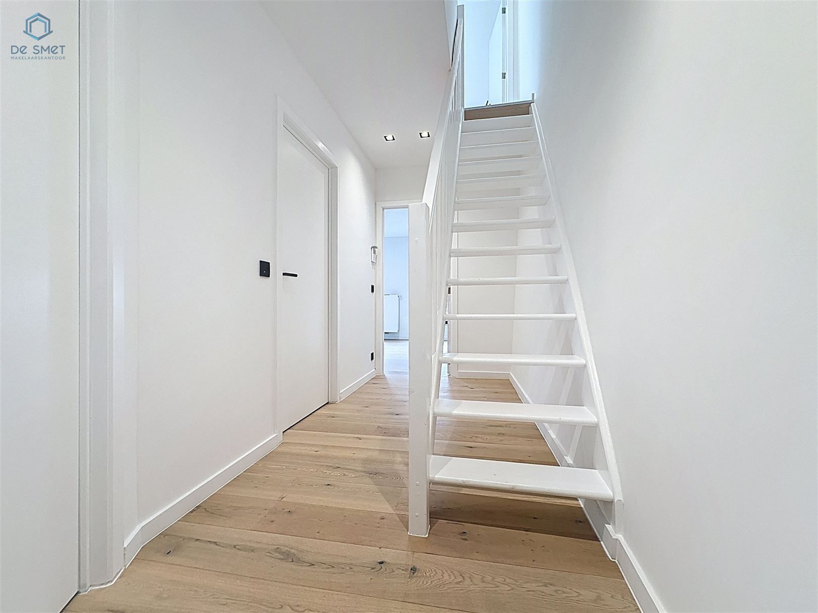 Prachtig gerenoveerde herenwoning met 5 slpks, 2 badkamers en tuin in het hart van Geraardsbergen foto 22