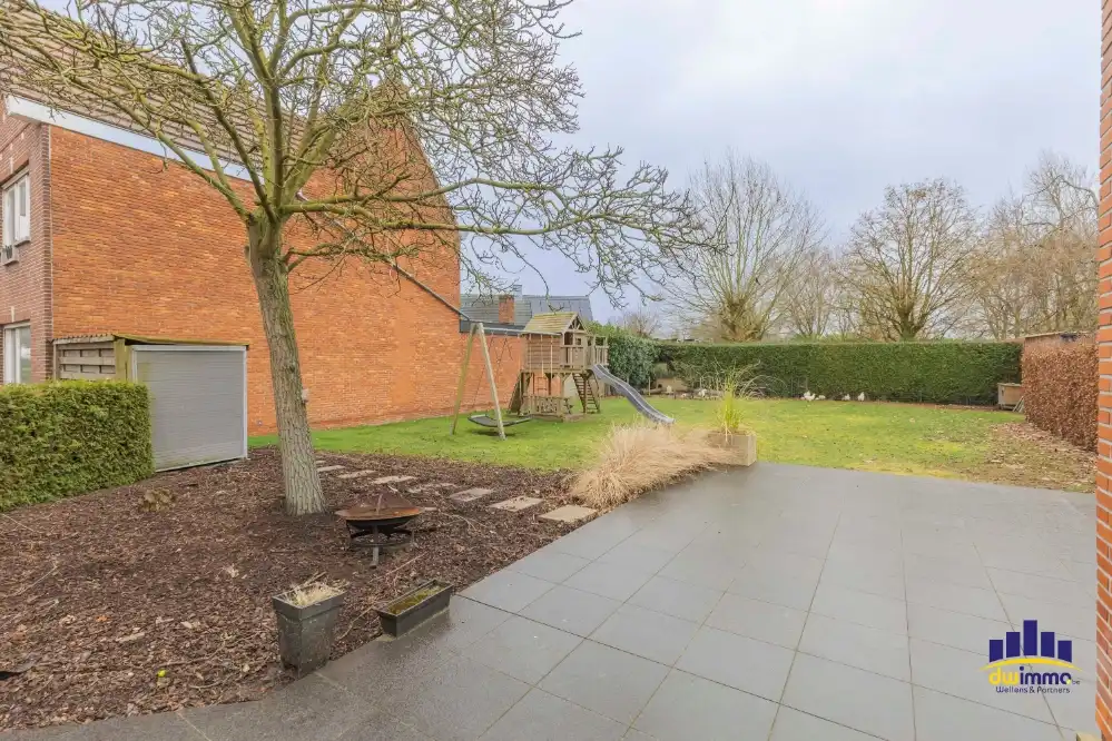 Instapklare, volledig gerenoveerde woning met 4 slaapkamers & ruime tuin in Evergem foto 21