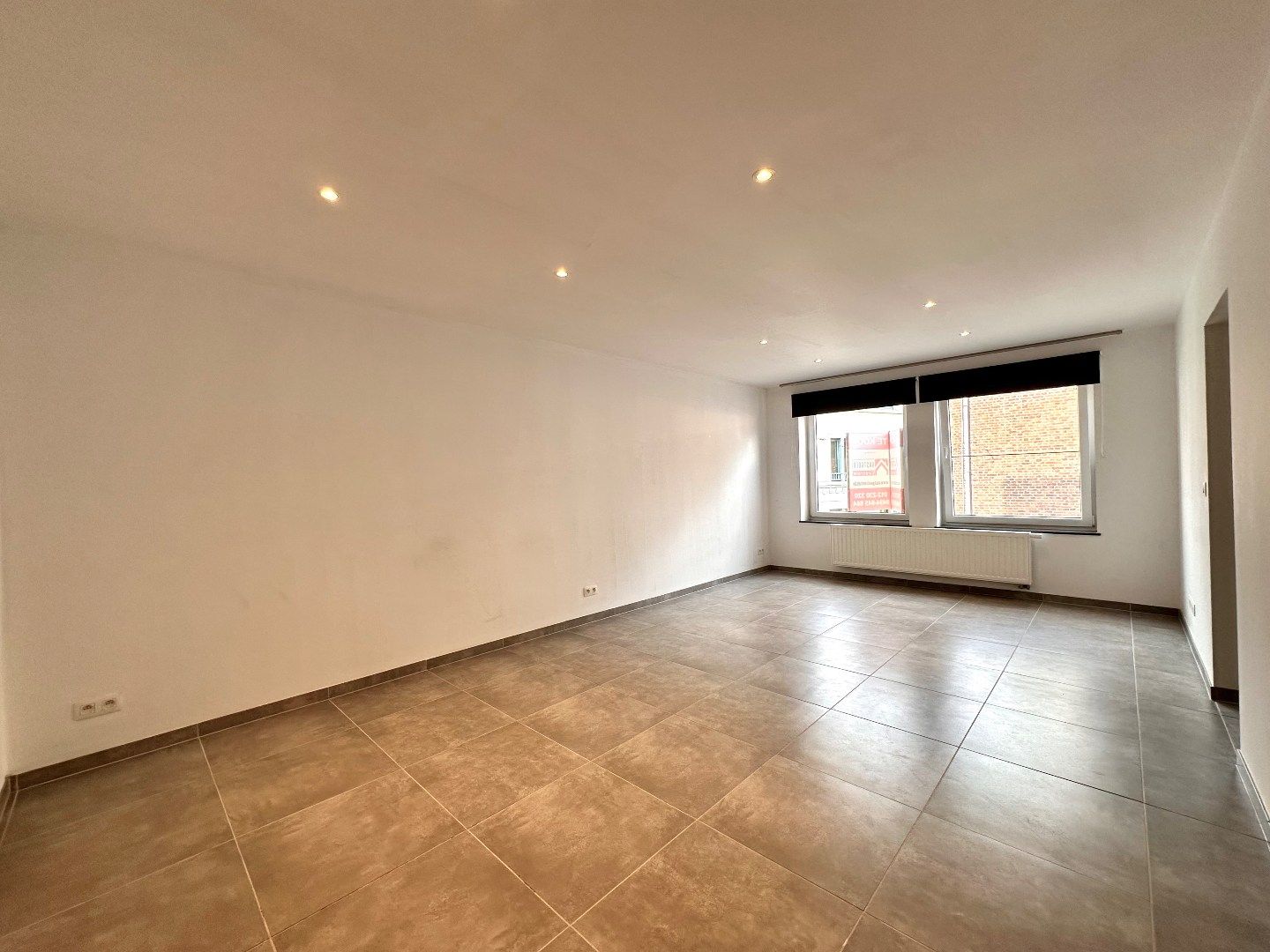 Recent gerenoveerd appartement in hartje Tongeren met ondergrondse garage foto 4