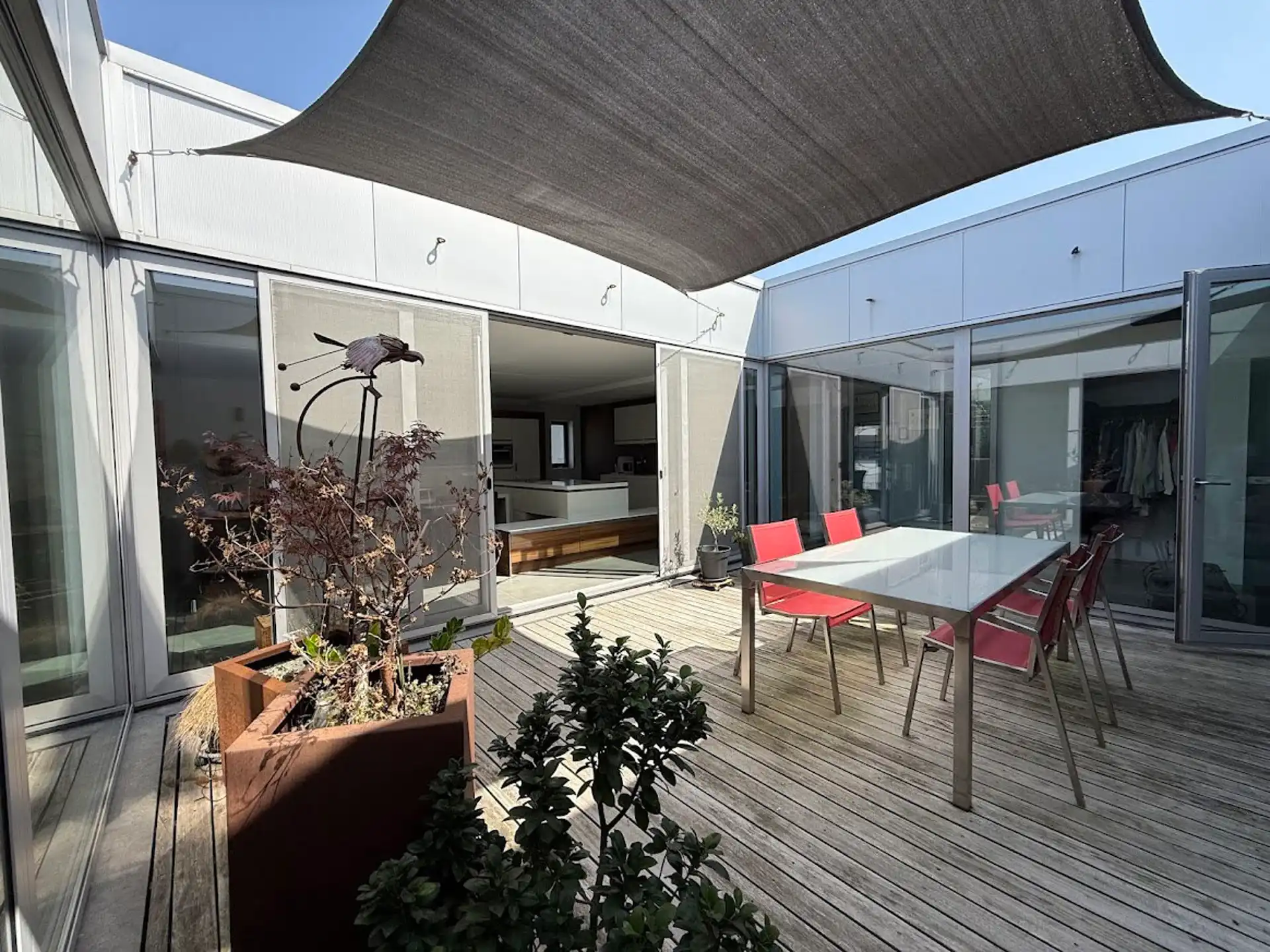 BEDRIJFSGEBOUW MET APPARTEMENT EN BUITENTERREIN foto 17