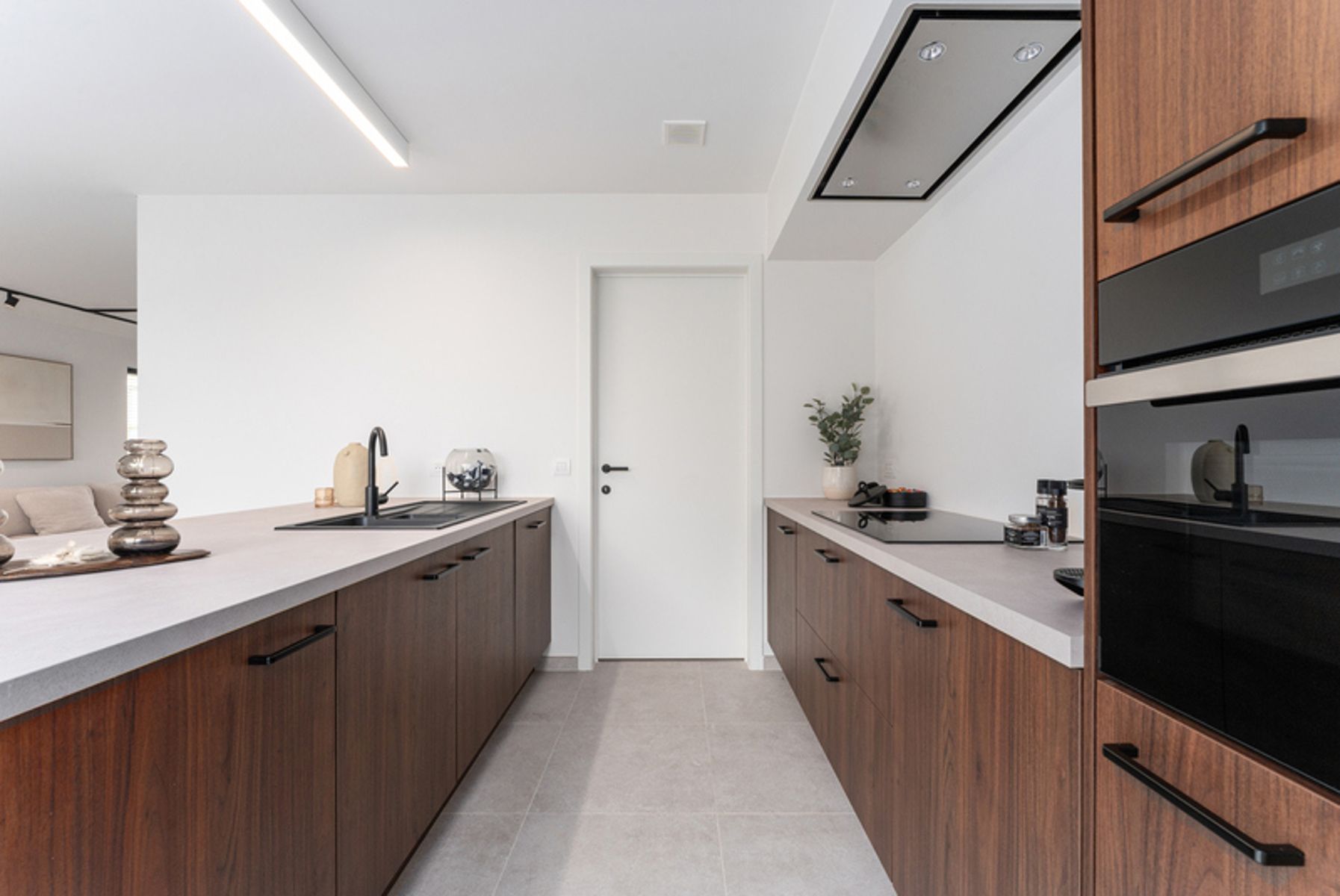 Moderne, halfopen woning foto 5