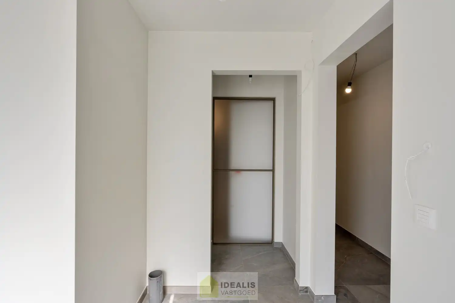 Schitterend volledig vernieuwde woning met 3 ruime slaapkamers foto 34