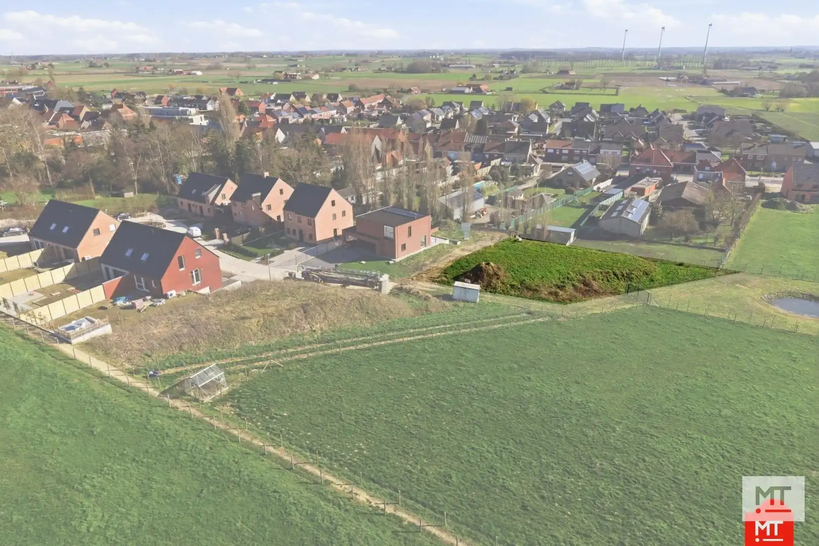 2 nieuwbouwwoningen met landelijk verzicht in Beselare foto 15