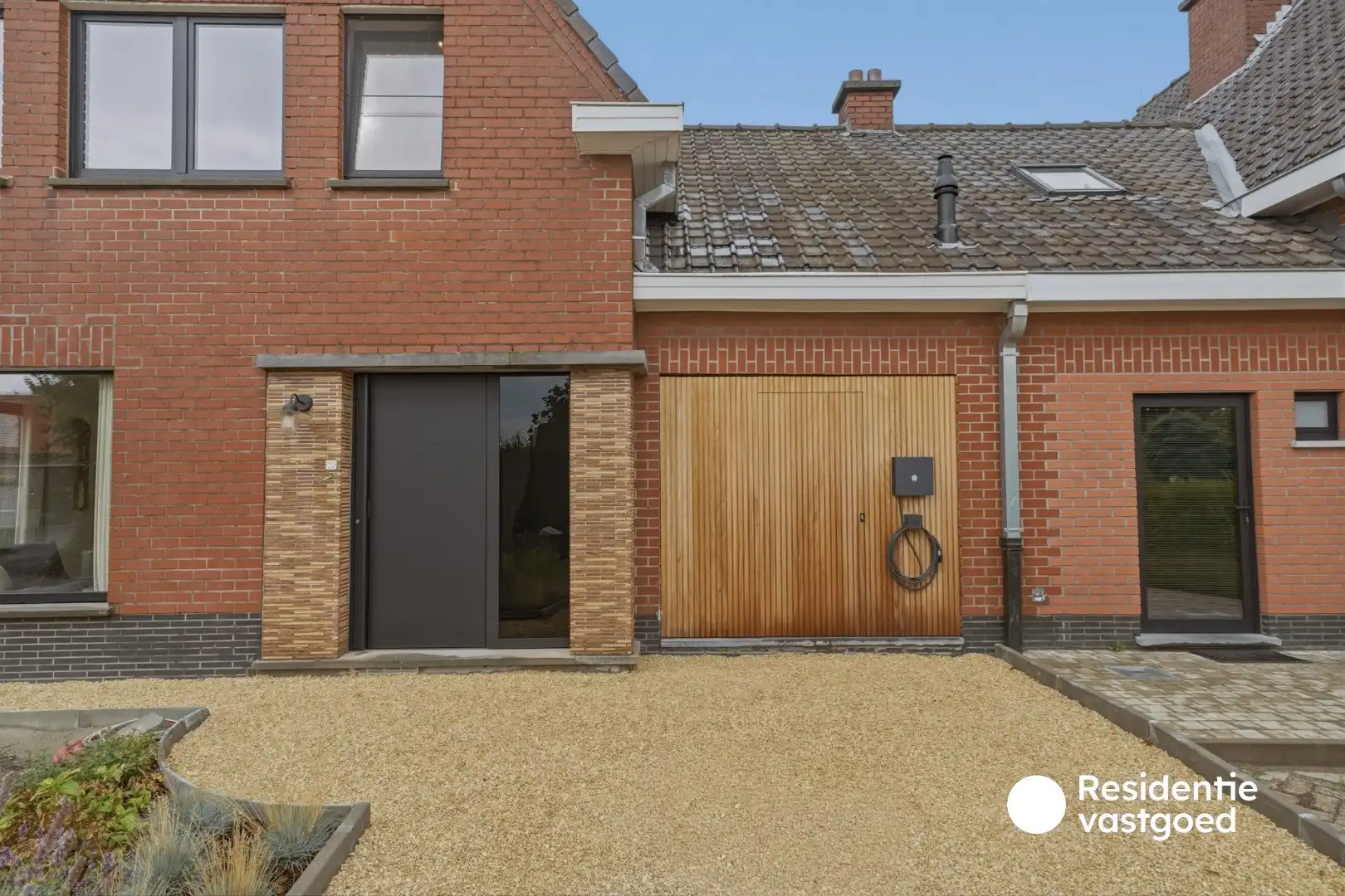 Stijlvolle en energiezuinige halfopen bebouwing met zonnige tuin foto 30
