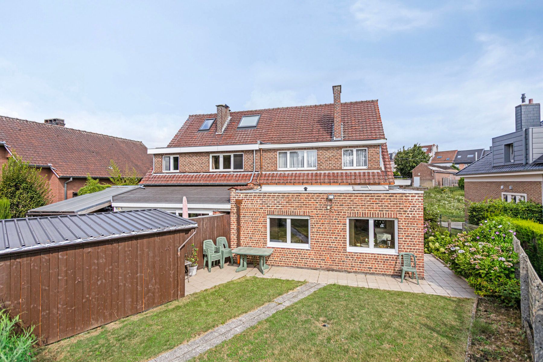 Rustig gelegen woning met 3 slaapkamers en garage foto 5