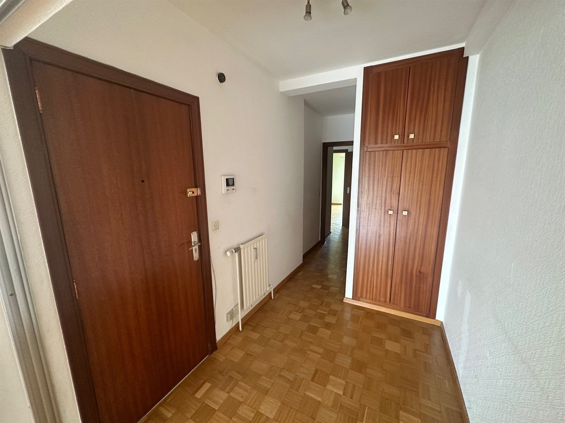 Appartement met 2 slaapkamers op het 3e verdiep met uitzicht over stadspark! foto 13