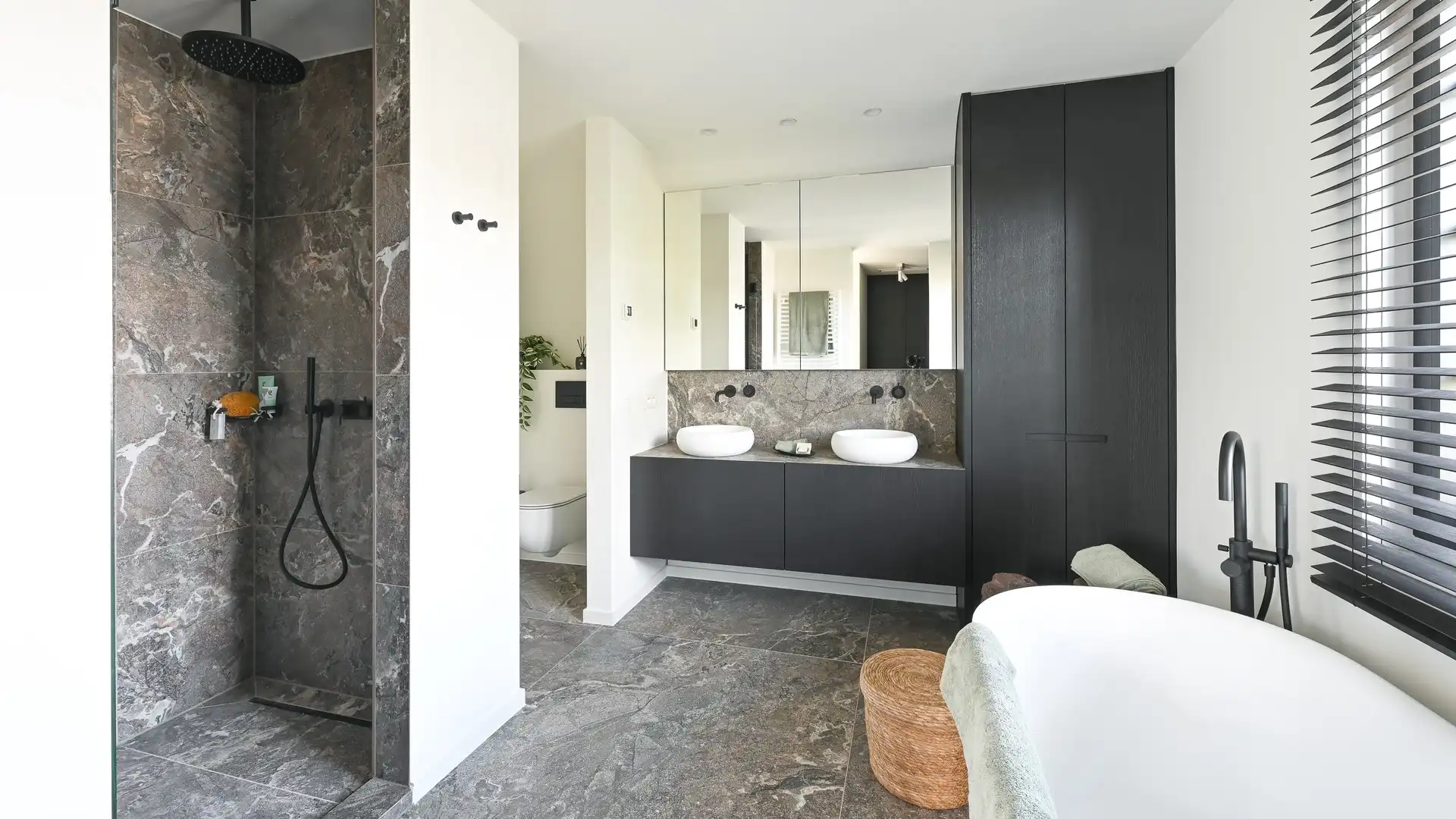 ZA 18-04-2026 ts 14u-17u OPENDEUR Vauxelles 7– Alleenstaande villa uitzonderlijk rustig gelegen in een groene omgeving, aan de rand van het Zoute vlakbij de Kalfsmolen en de Graaf Jansdijk. foto 13