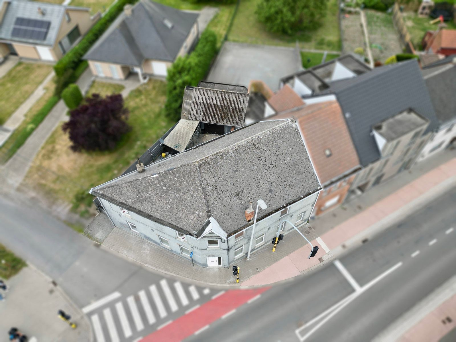 Centraal Gelegen, Zeer Ruime Halfopen Bebouwing met 6 SLPK! foto 16