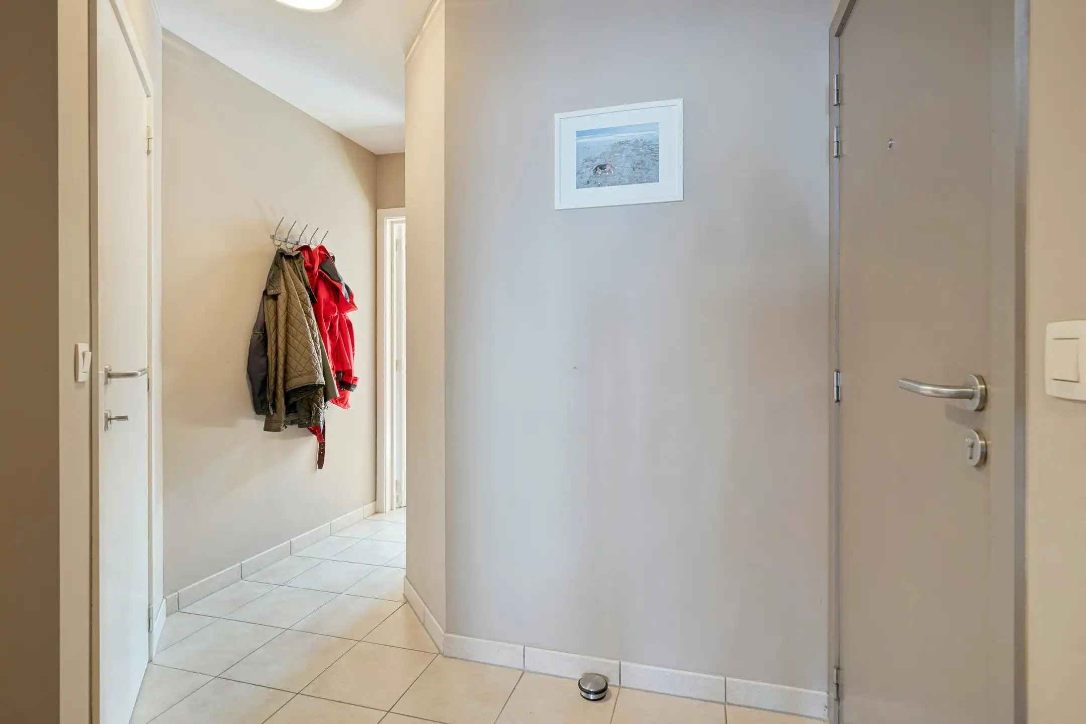 Instapklaar appartement met parking te koop centrum Blankenberge foto 8