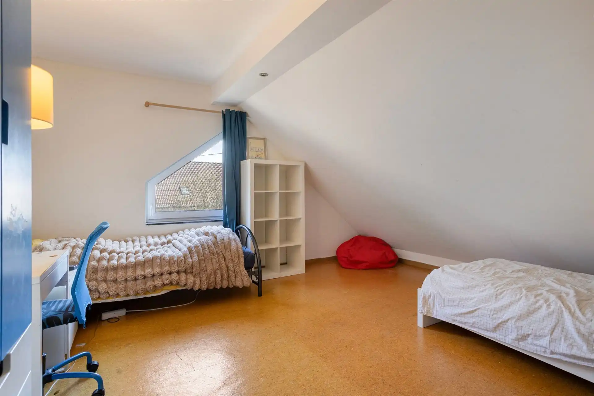 Aangename gerenoveerde villa op ruim perceel foto 22