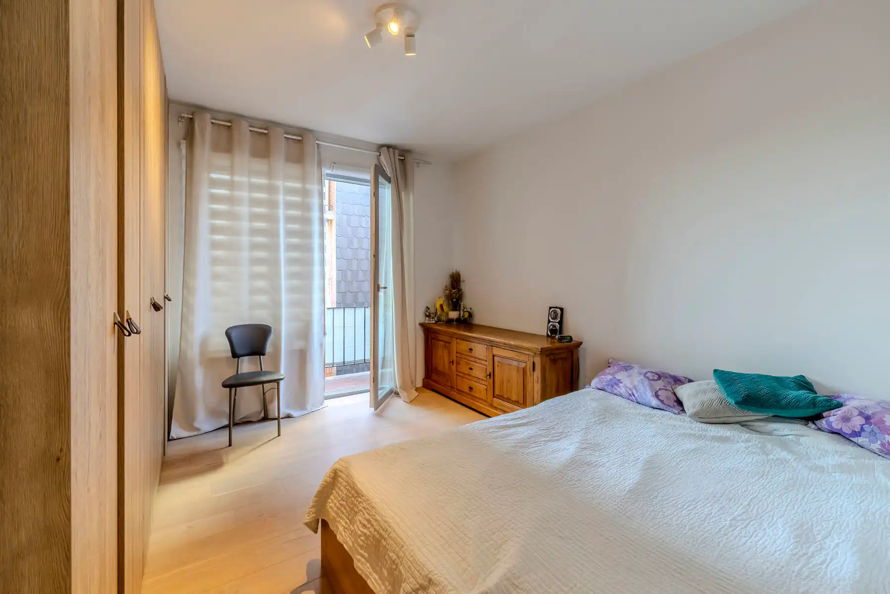 Volledig gerenoveerd appartement van 91m² in Herentals  foto 14