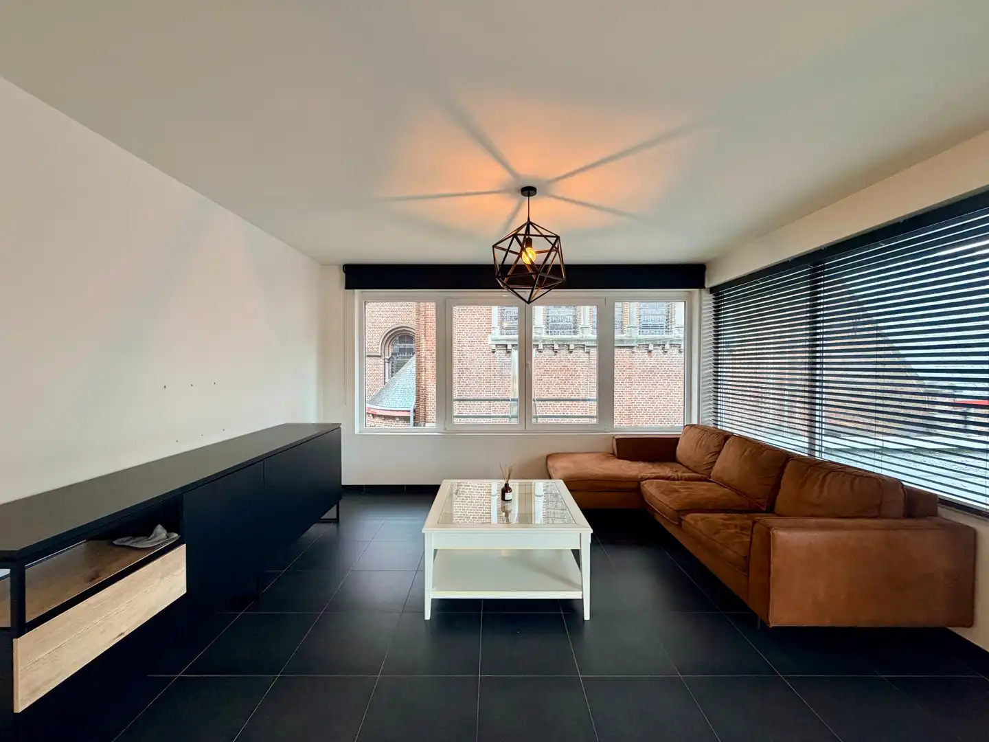 Recent appartement op de Grote Markt van Wevelgem! foto 2