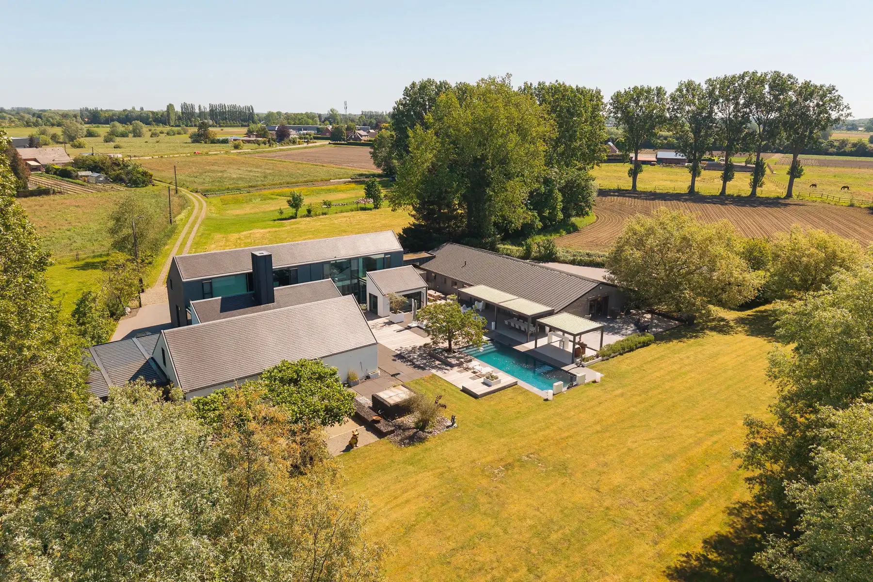 State-of-the-art Villa met resortallure, 800m2 woonbeleving foto 28