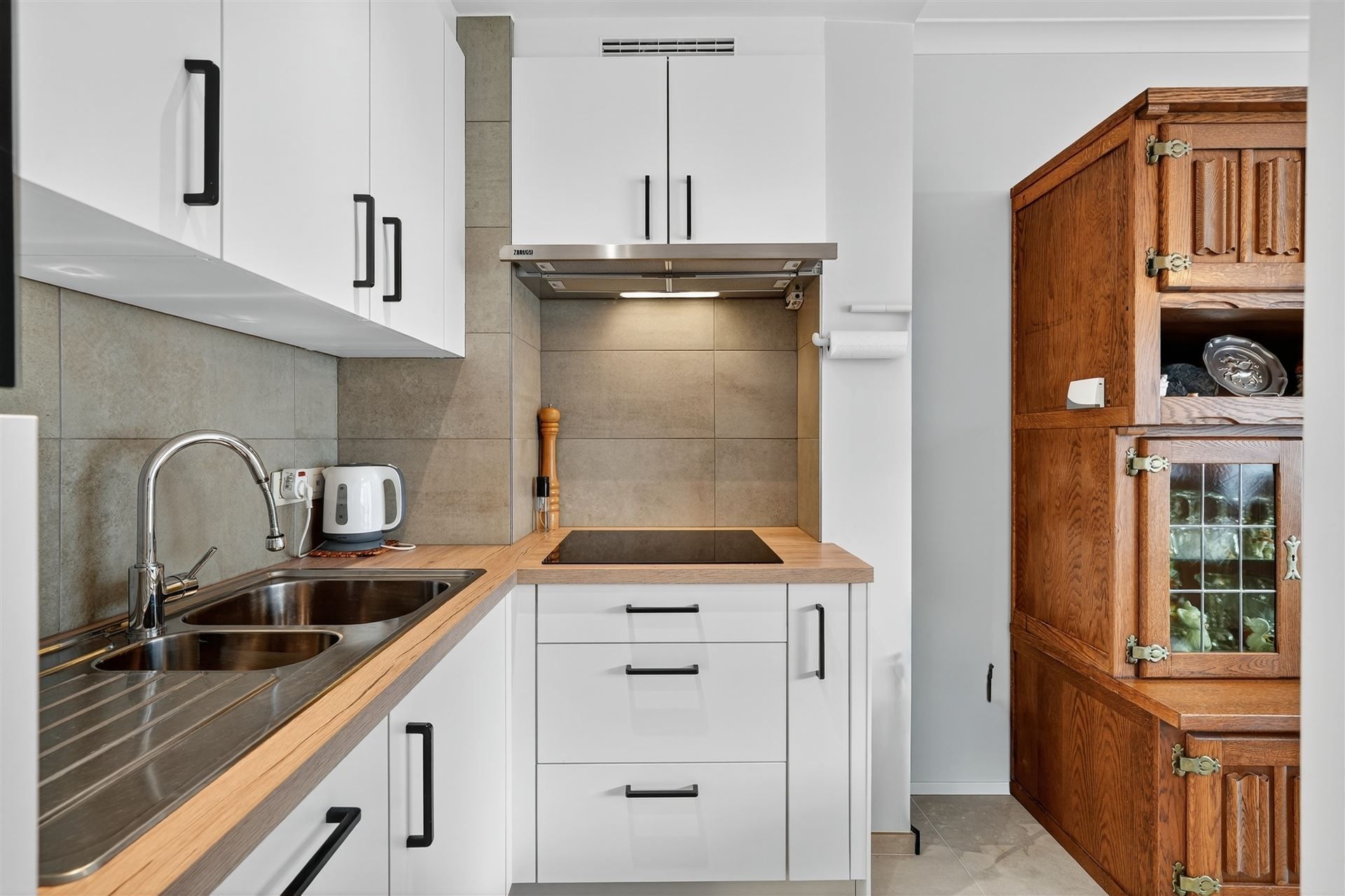 GERENOVEERD / RUGZIJDE ZEEDIJK foto 9