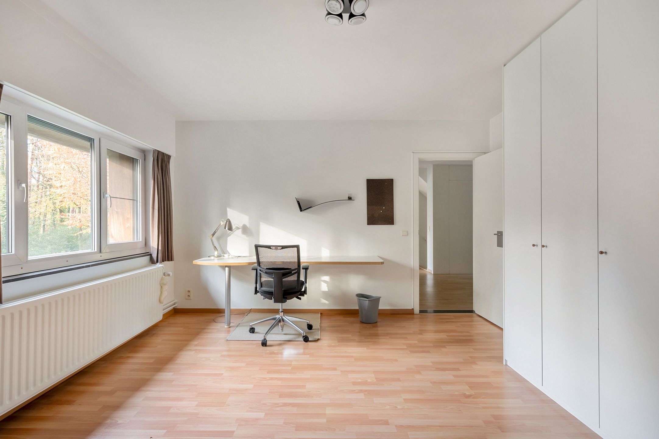 Ruime architecturale villa met 5 slaapkamers  foto 27