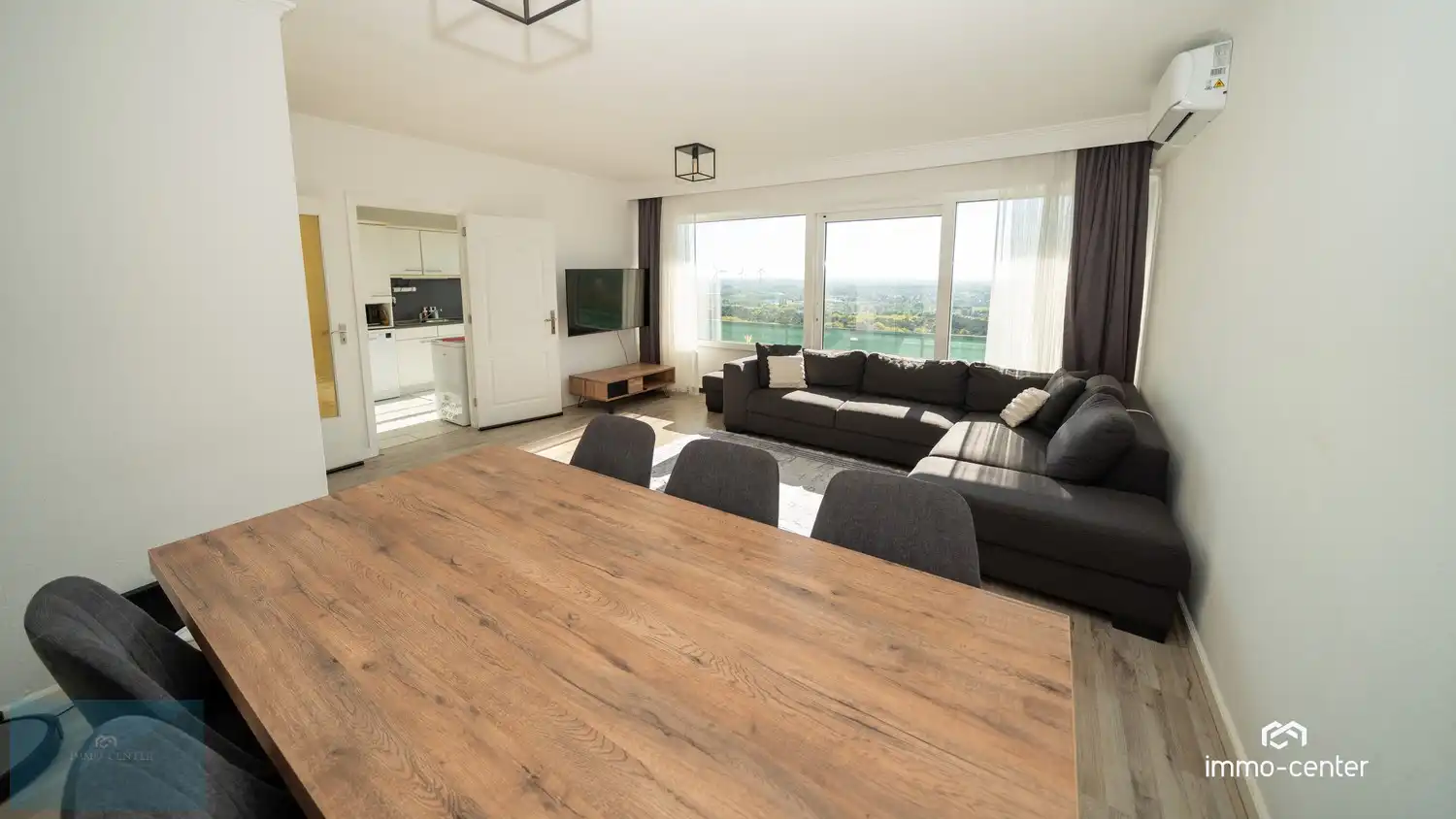 Wonen op topniveau — lichtrijk 2-slaapkamerappartement met uniek panoramisch uitzicht in Genk foto 5
