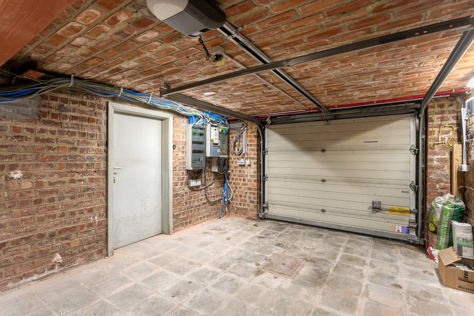 Instapklare woning met 4 slpk op perceel van 5a 45ca foto 30