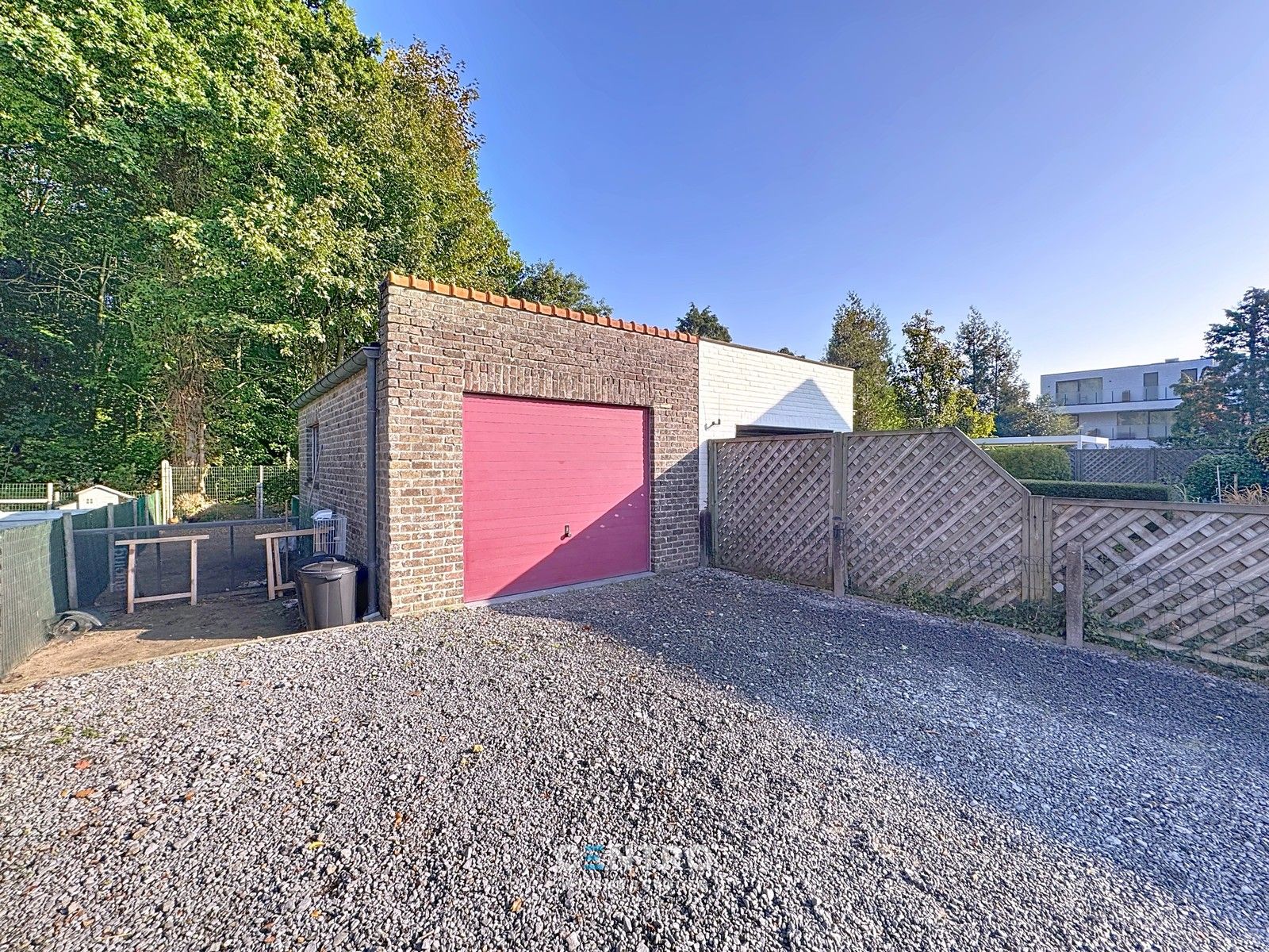 Instapklare woning met 2 slpks én garage! foto 13