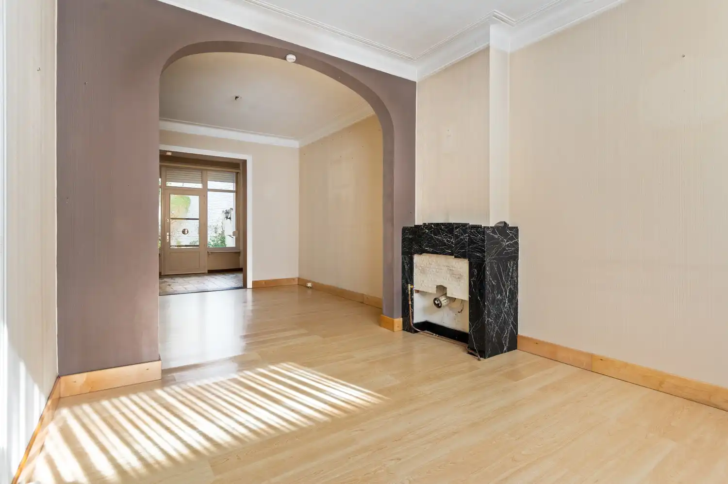 Te renoveren woning met 3 slaapkamers op toplocatie nabij centrum en station van Lier! foto 6