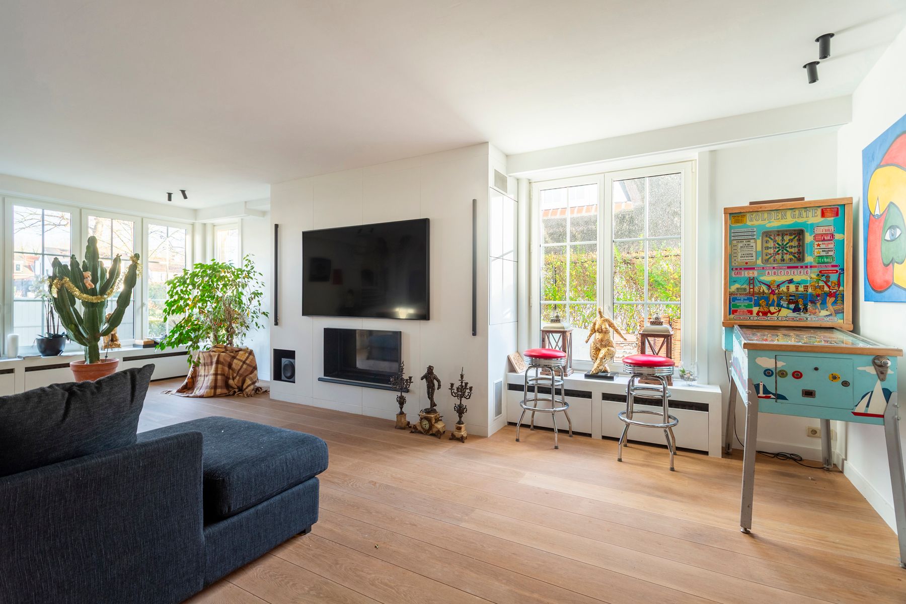 Luxueuze halfopen villa met zwembad in Elsdonckwijk foto 9