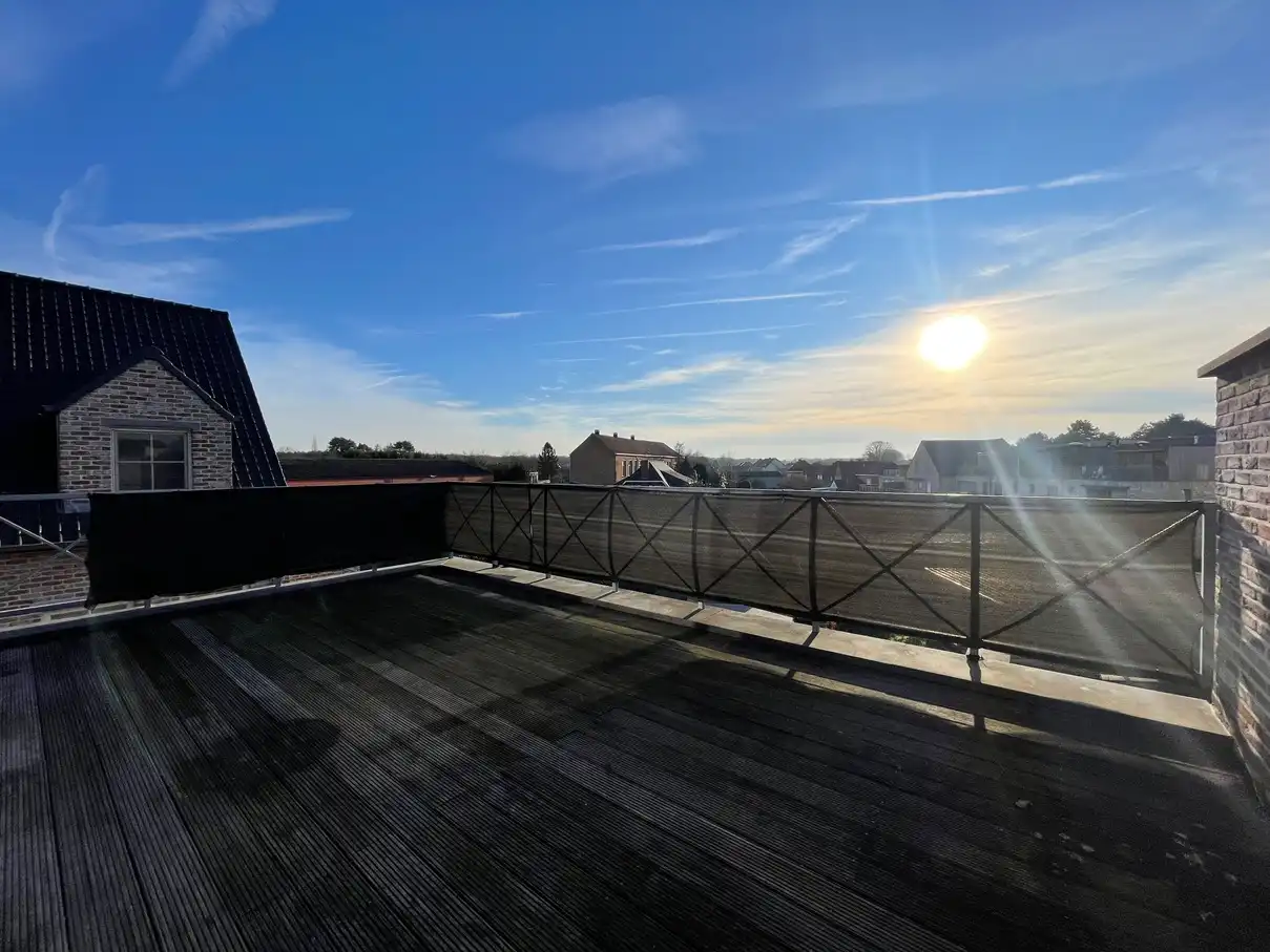 Gezellig appartement met groot terras en 1 slaapkamer foto 13