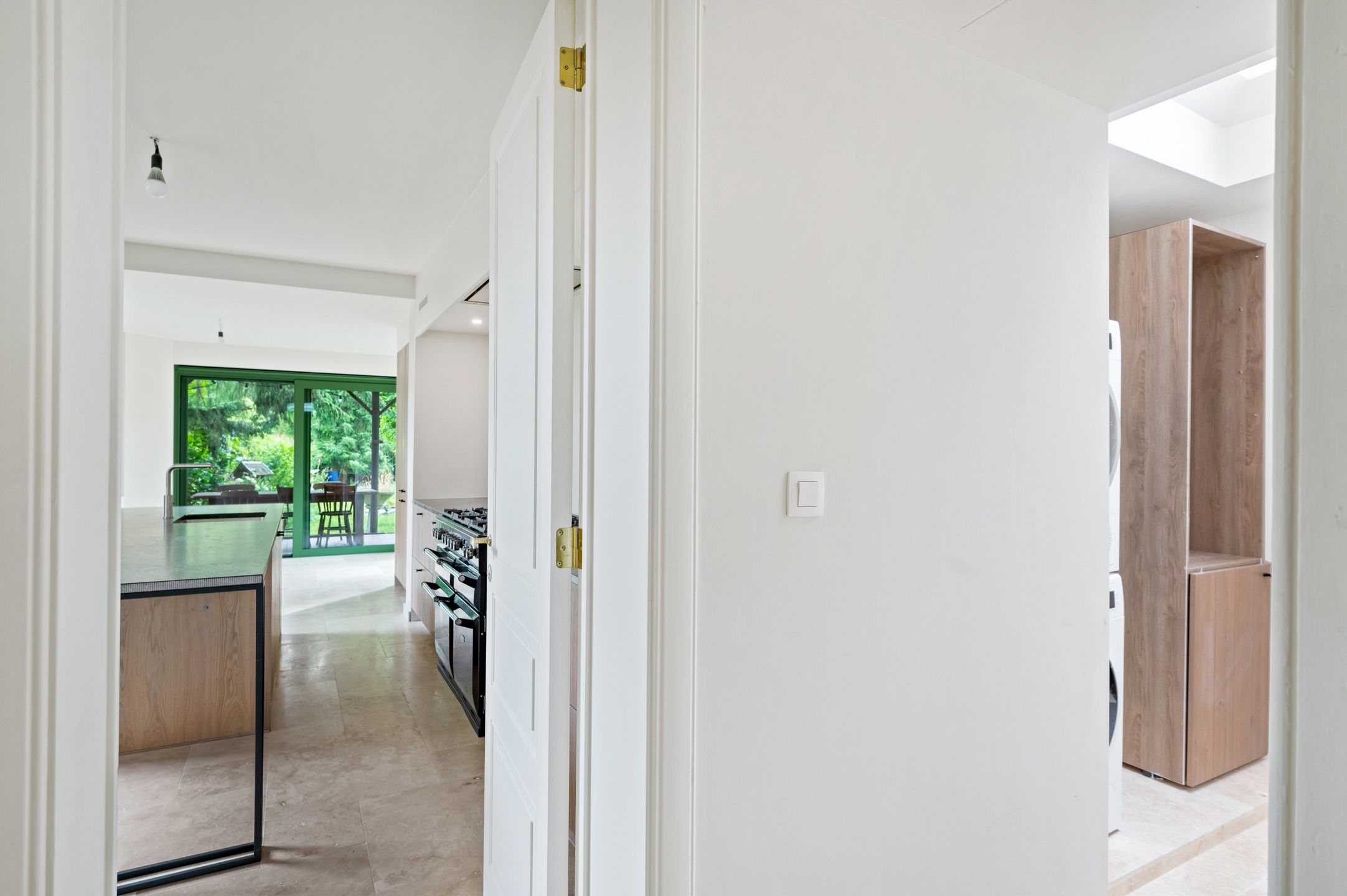 Volledig gerenoveerde herenwoning op een perceel van 770 m²  foto 11
