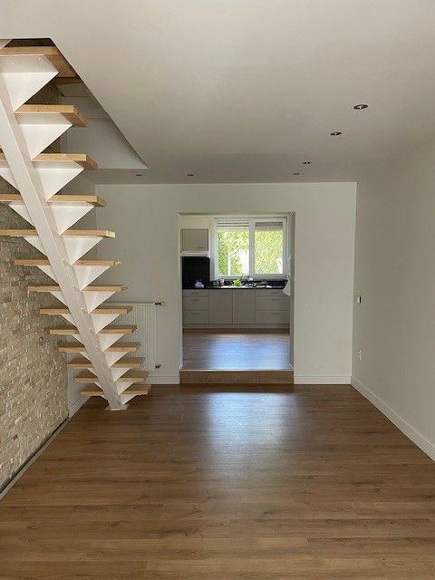 Te huur – Gerenoveerde woning met 2 slaapkamers op toplocatie in Houthalen foto 4
