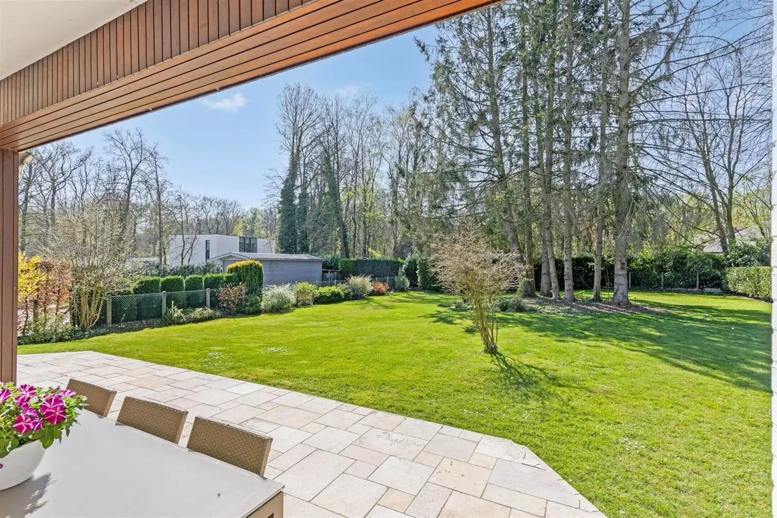 Charmante villa bij het bos van Strihoux foto 2