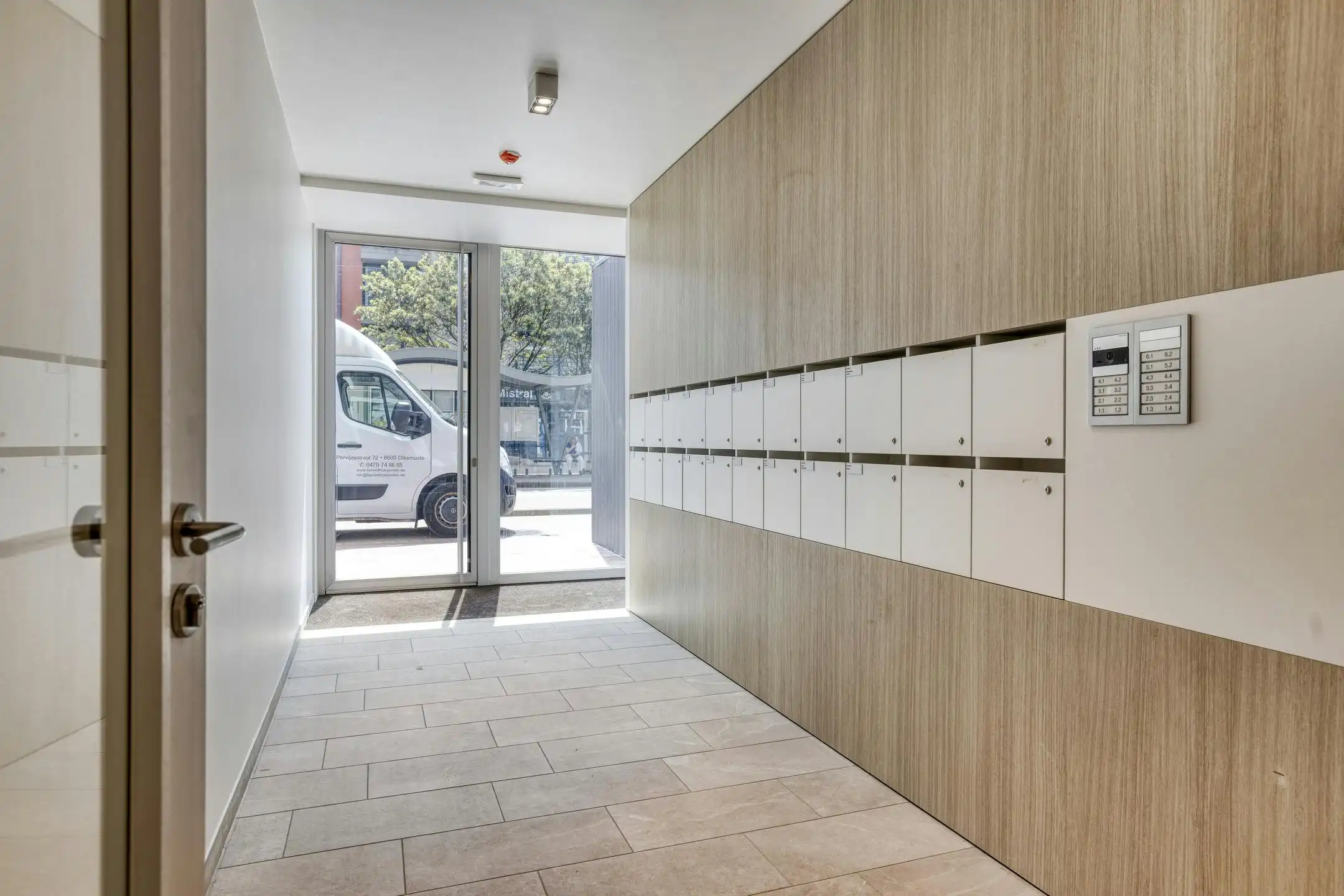 Ruim nieuwbouw appartement (147m²) met 3 slaapkamers foto 21