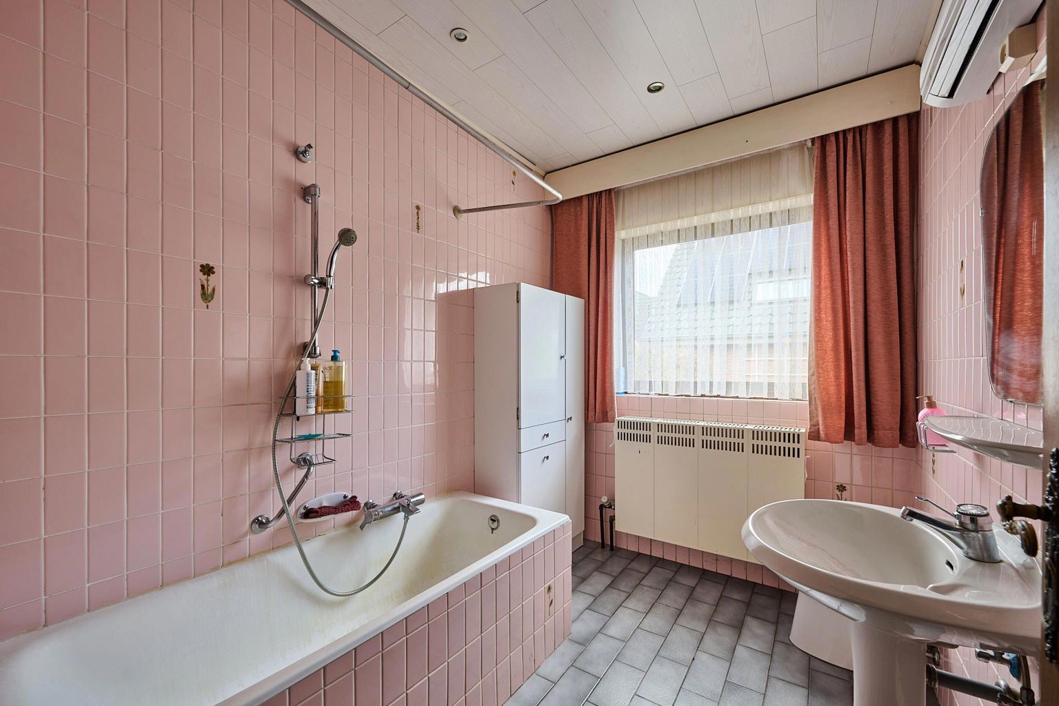 Villa te koop foto 12