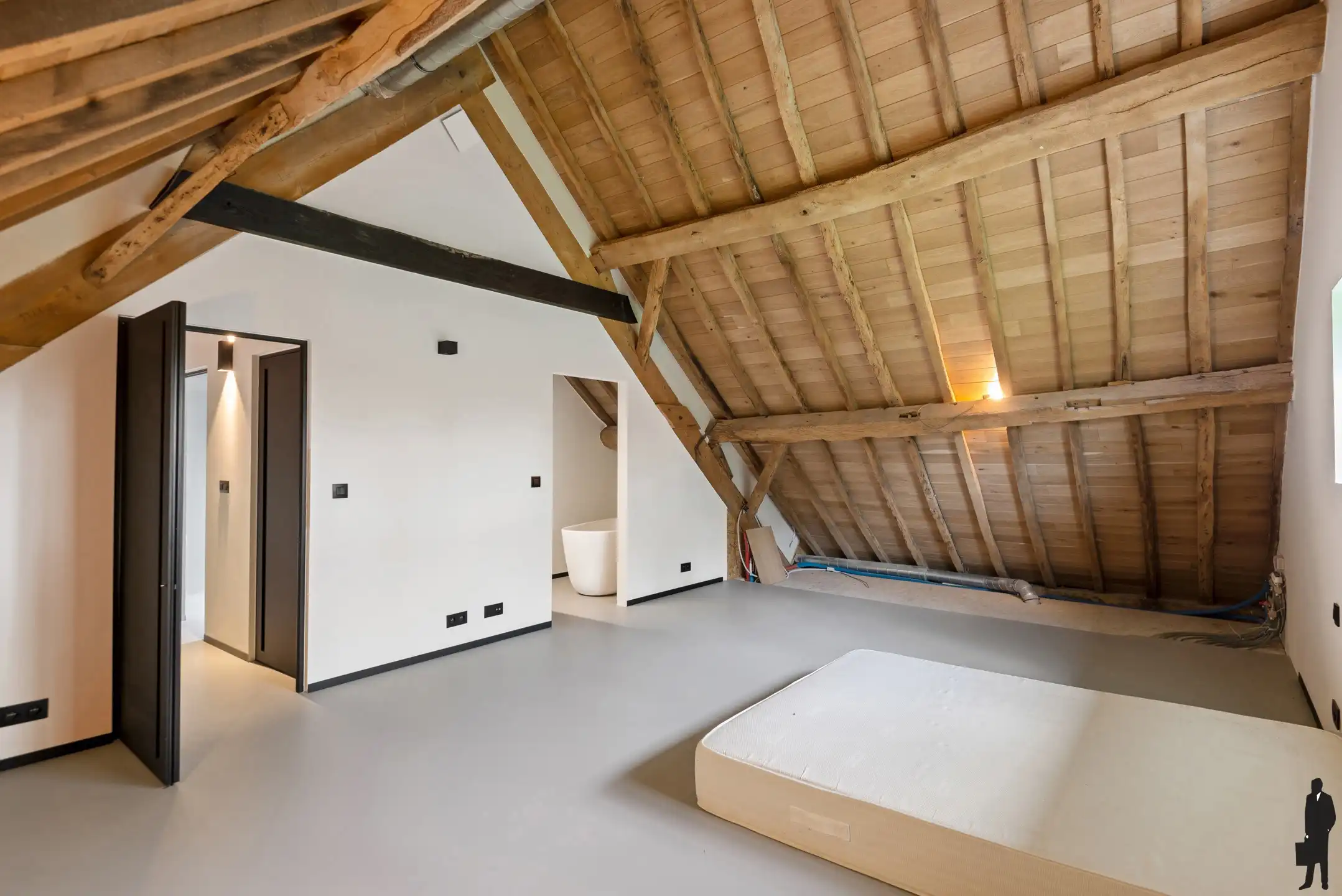 Gerenoveerde BEN hoeve in agrarisch beschermd gebied te Hove foto 27