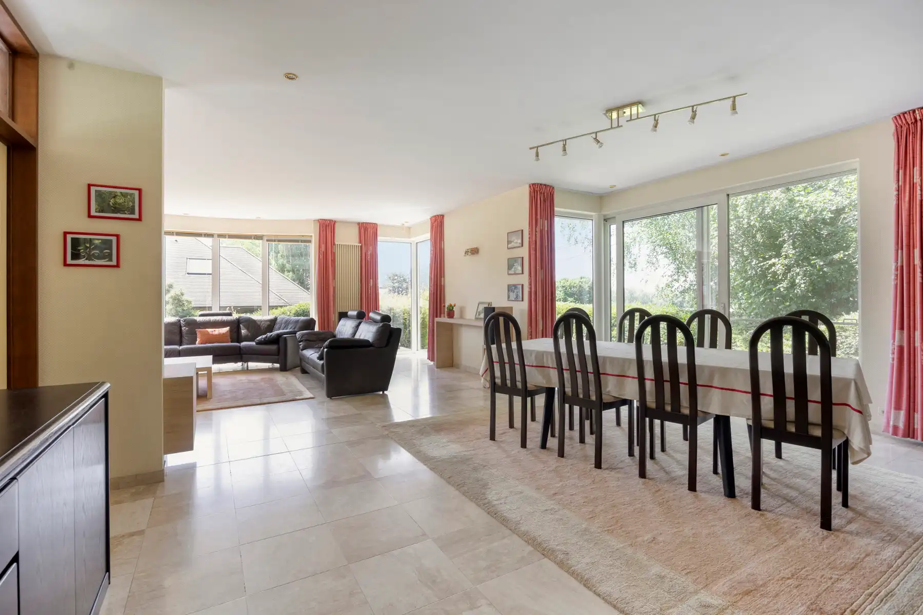 WSB-immo: Royale villa in een groene omgeving foto 5