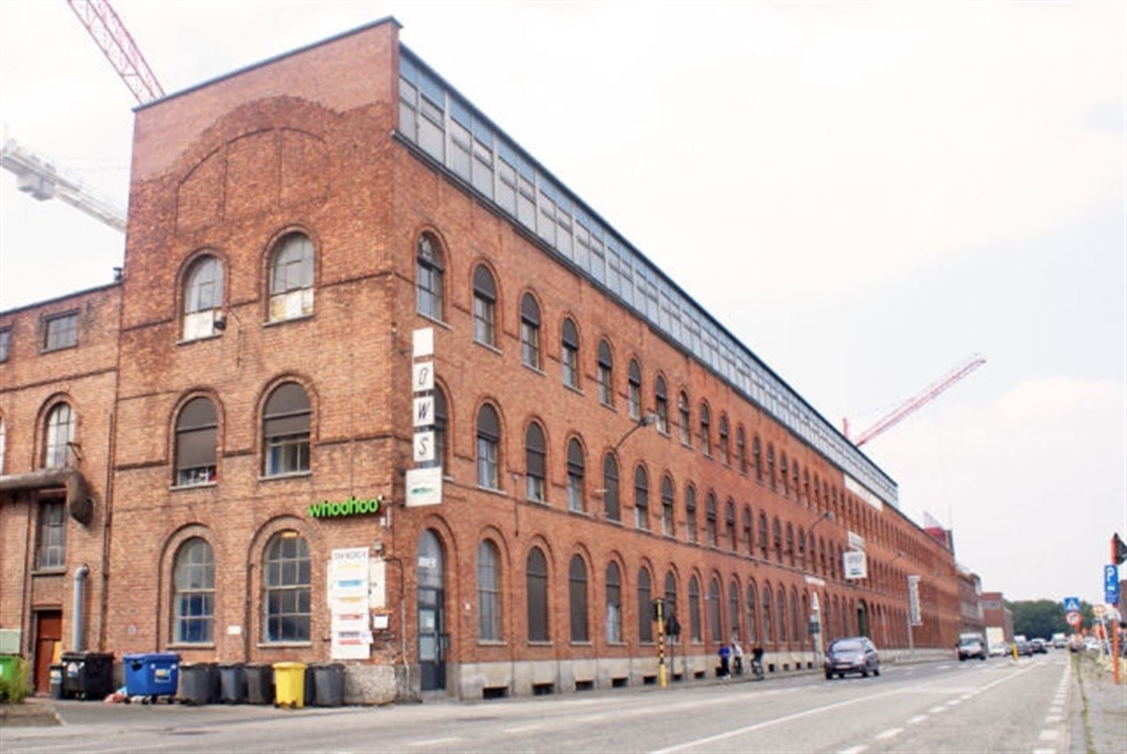 Commerciële ruimte in winkelcentrum Dok Noord te Gent foto 4