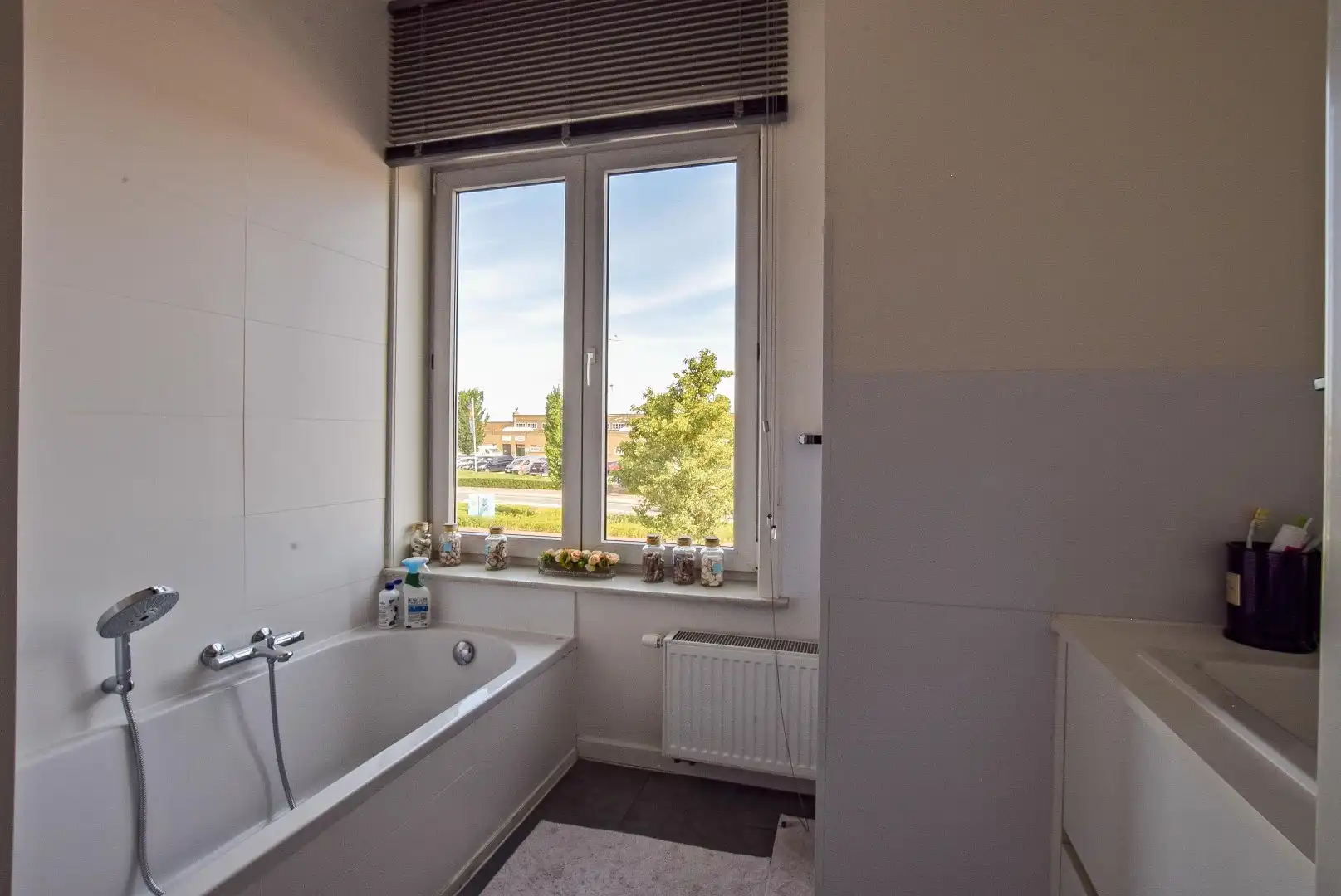 Tophorecazaak met woonst op de Kaai in Nieuwpoort – Huur of Huurkoop mogelijk foto 17