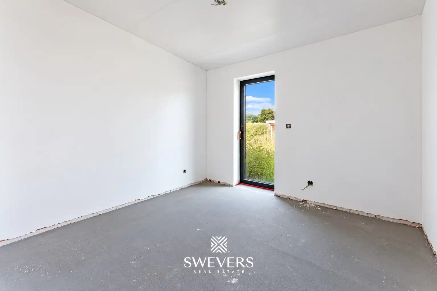 Gelijkvloers 3-slaapkamer appartement met eigen inkom en 2 terrassen in Houthalen foto 16