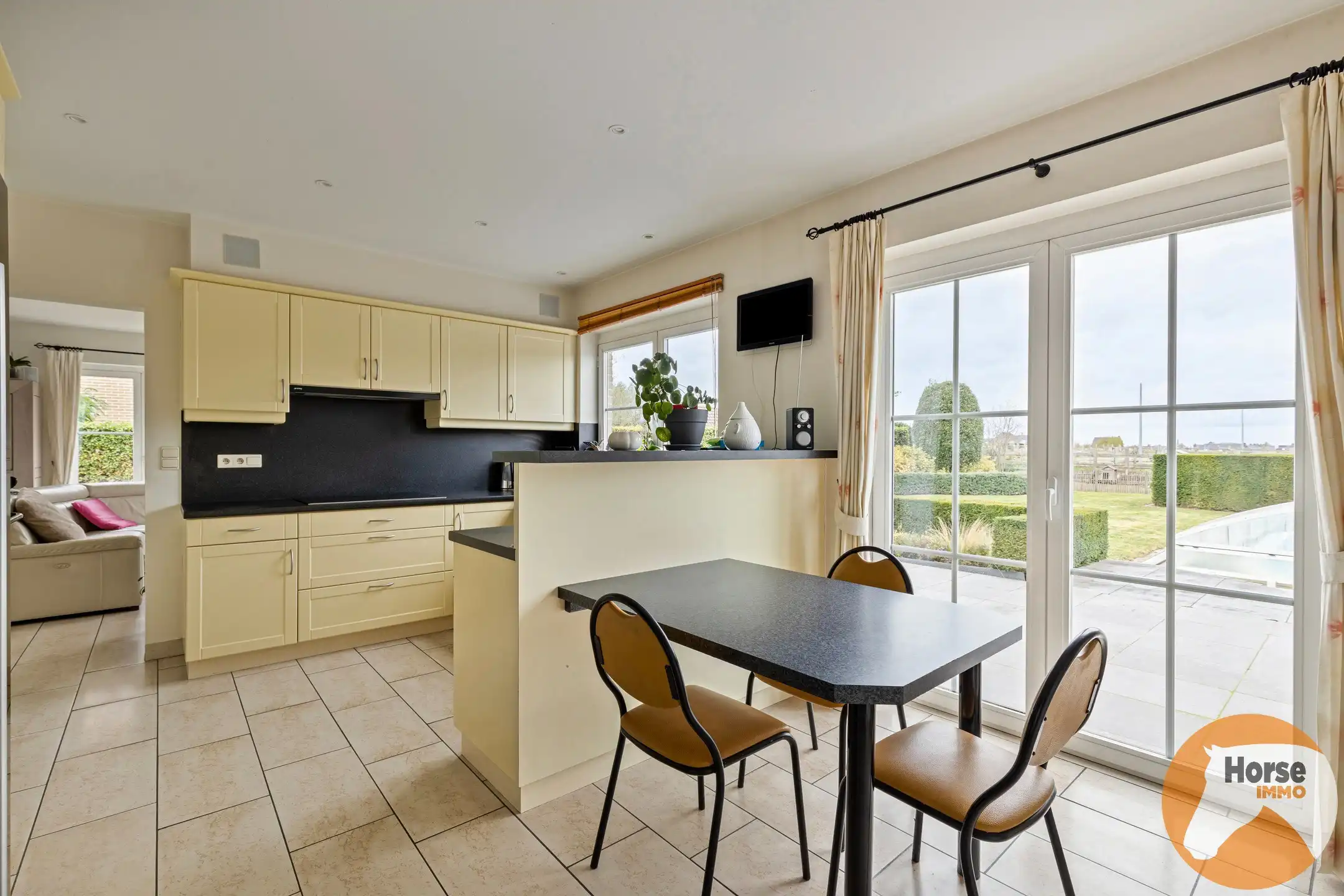 HAALTERT - Exclusieve villa op een perceel van ca. 7.500 m²  foto 6