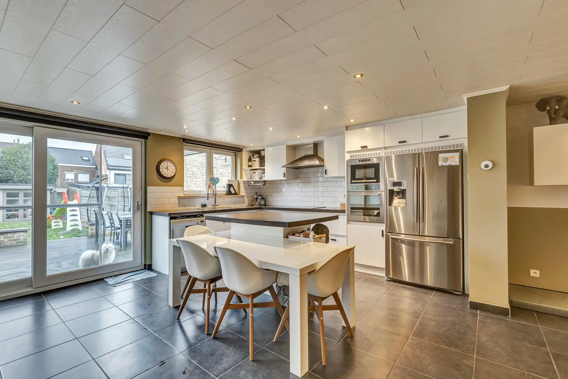 Prachtige instapklare woning met 3 slpks, tuin en garage foto 4