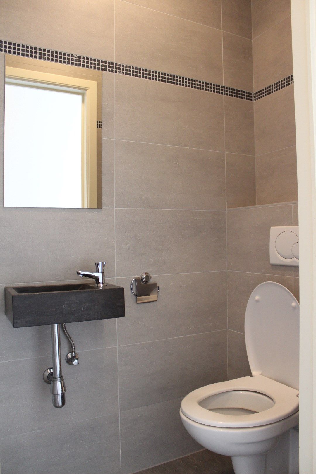Ruim en gezellig gelijkvloers appartement nabij Lommel Centrum foto 12